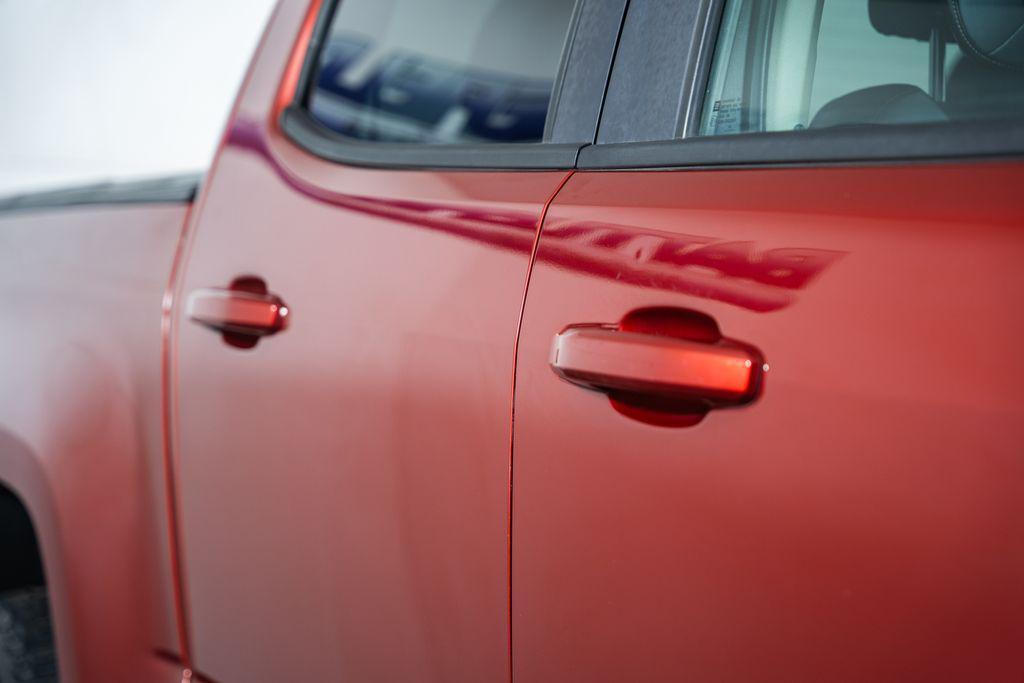 used 2015 Chevrolet Colorado car, priced at $10,999