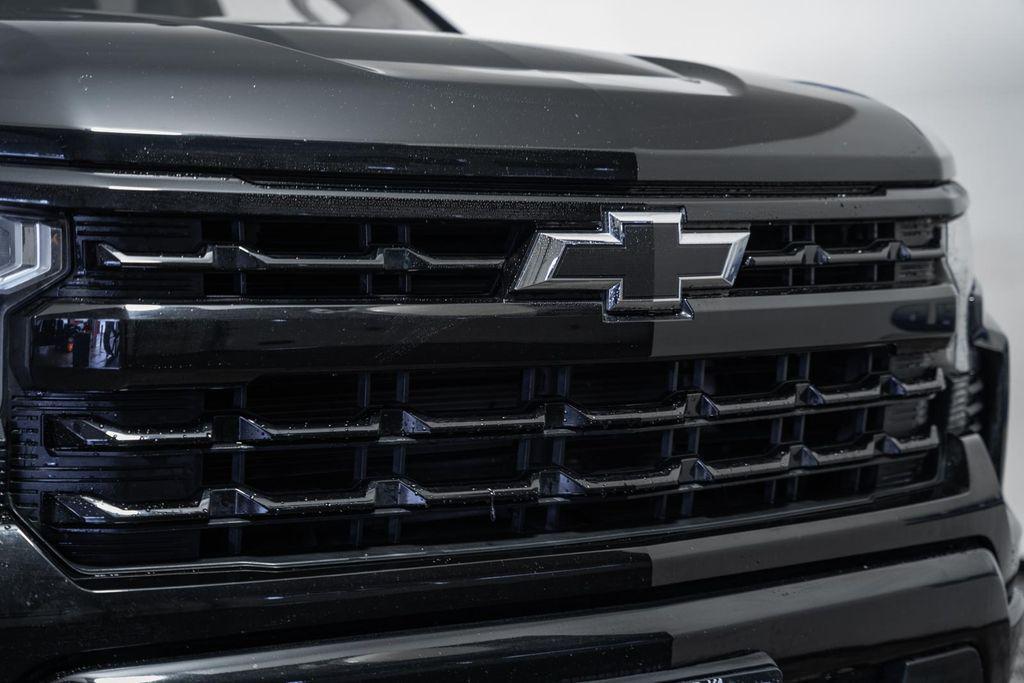 used 2024 Chevrolet Silverado 1500 car, priced at $35,998