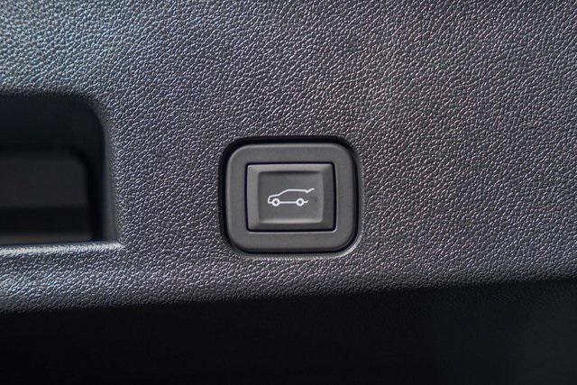 new 2026 Chevrolet Traverse car, priced at $38,965