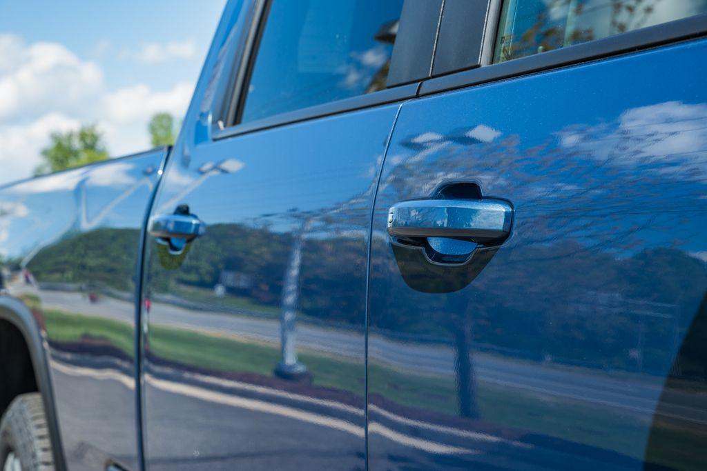 new 2026 Chevrolet Silverado 3500 car, priced at $77,394