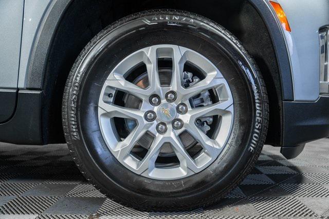 used 2023 Chevrolet Traverse car, priced at $23,999