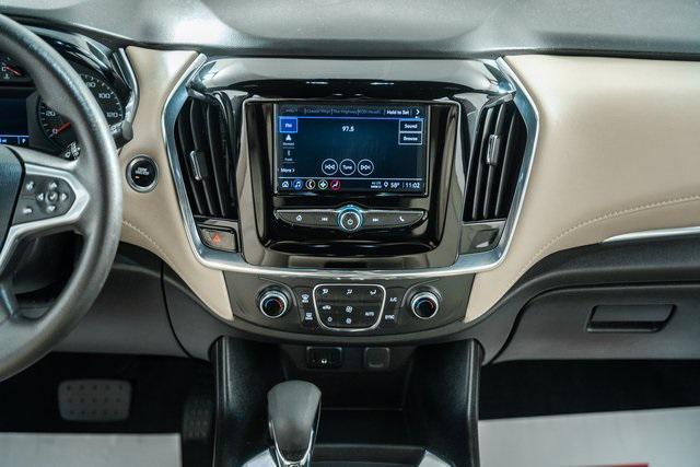 used 2023 Chevrolet Traverse car, priced at $23,999
