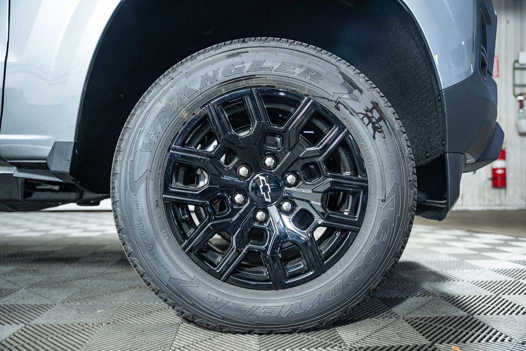 new 2026 Chevrolet Colorado car, priced at $31,510