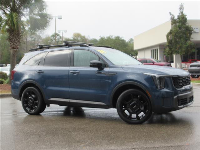used 2024 Kia Sorento car, priced at $32,100