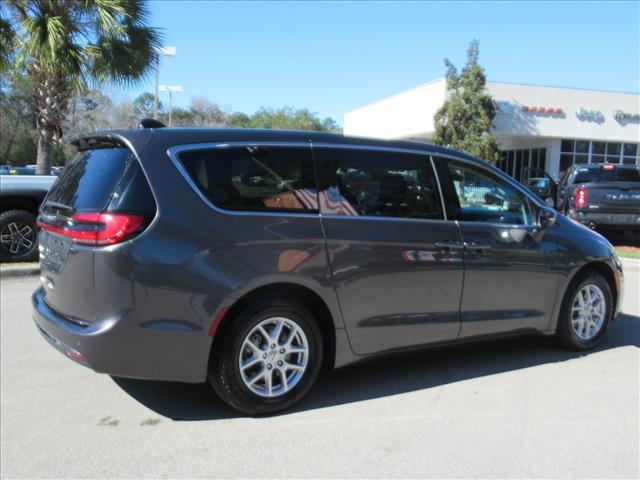 used 2023 Chrysler Pacifica car, priced at $23,200