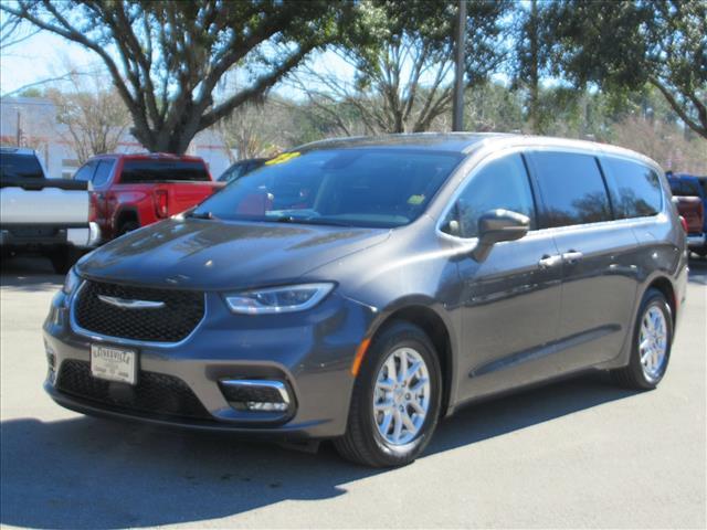 used 2023 Chrysler Pacifica car, priced at $23,200