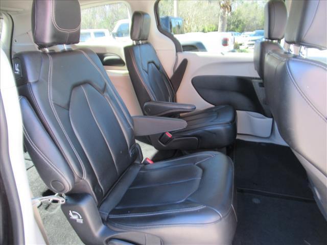 used 2023 Chrysler Pacifica car, priced at $23,200