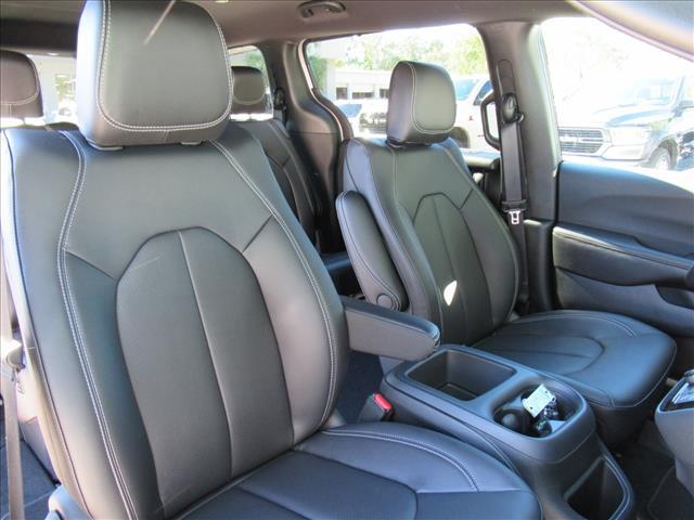 new 2026 Chrysler Pacifica car, priced at $39,844