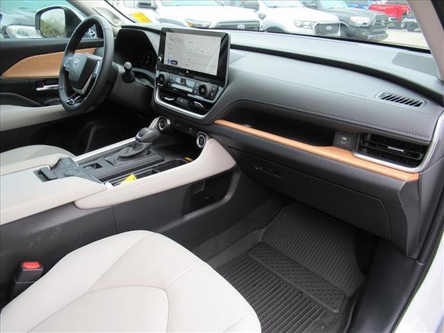 used 2025 Toyota Grand Highlander car, priced at $53,000