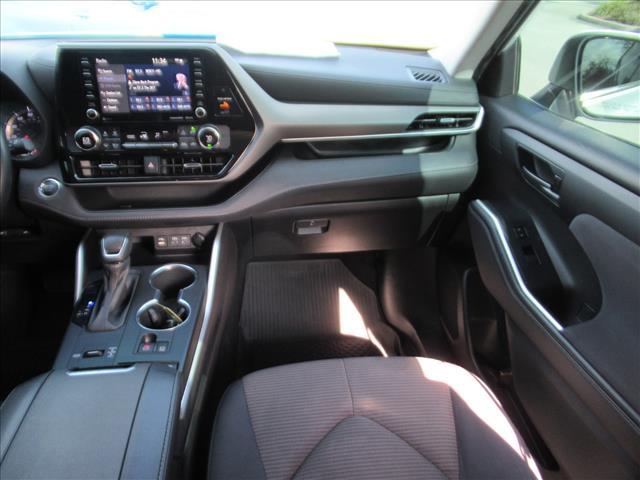 used 2022 Toyota Highlander car, priced at $26,850