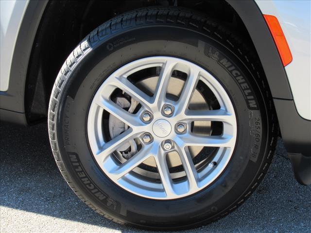 new 2025 Jeep Grand Cherokee car, priced at $29,770