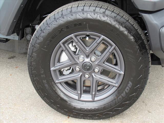 new 2026 Jeep Wrangler car, priced at $38,385