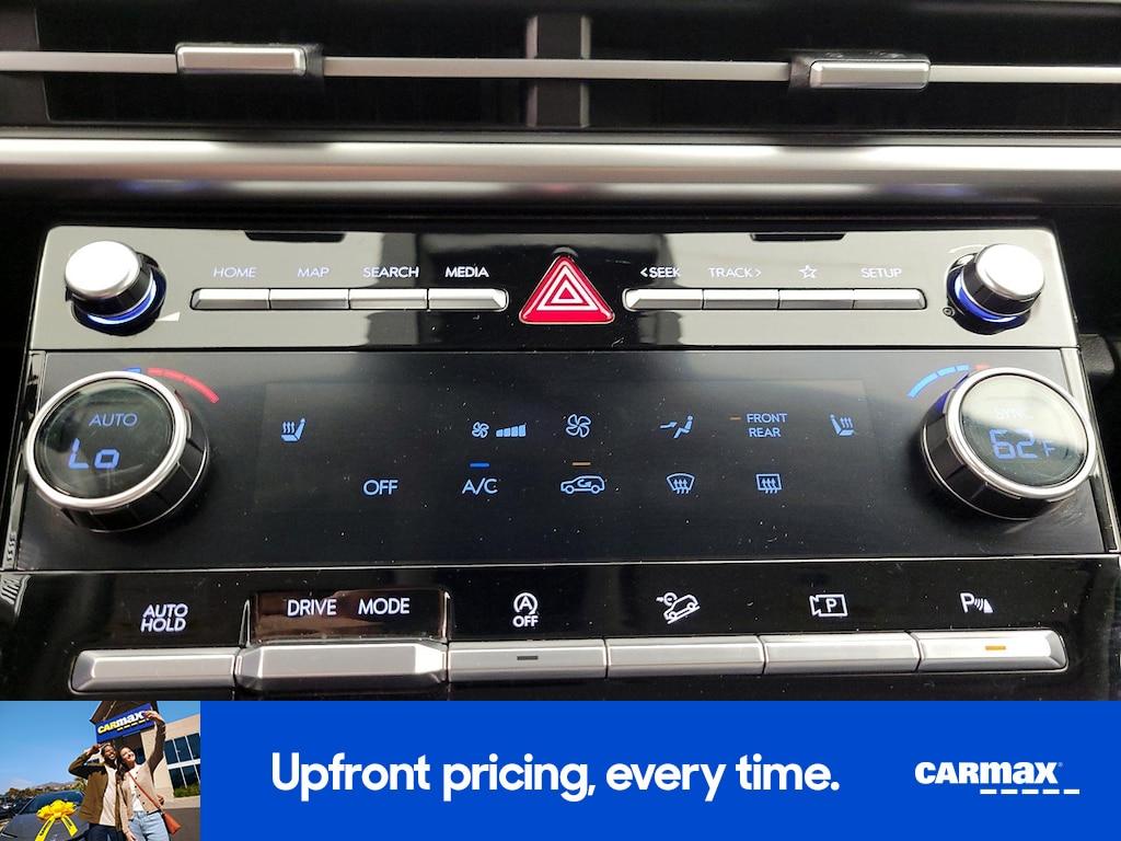 used 2024 Hyundai Santa Fe car, priced at $29,998
