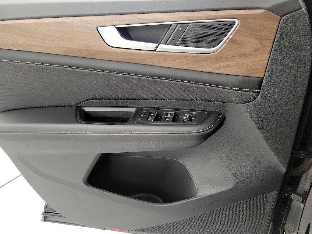 used 2024 Volkswagen Atlas car, priced at $31,998