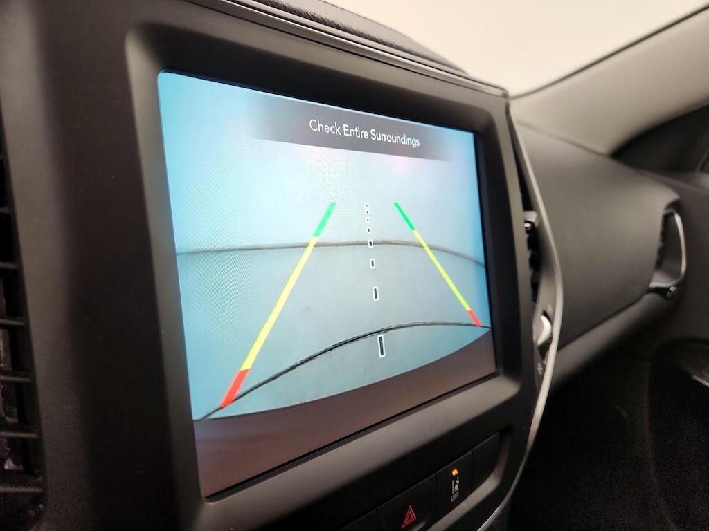 used 2023 Jeep Cherokee car, priced at $20,998