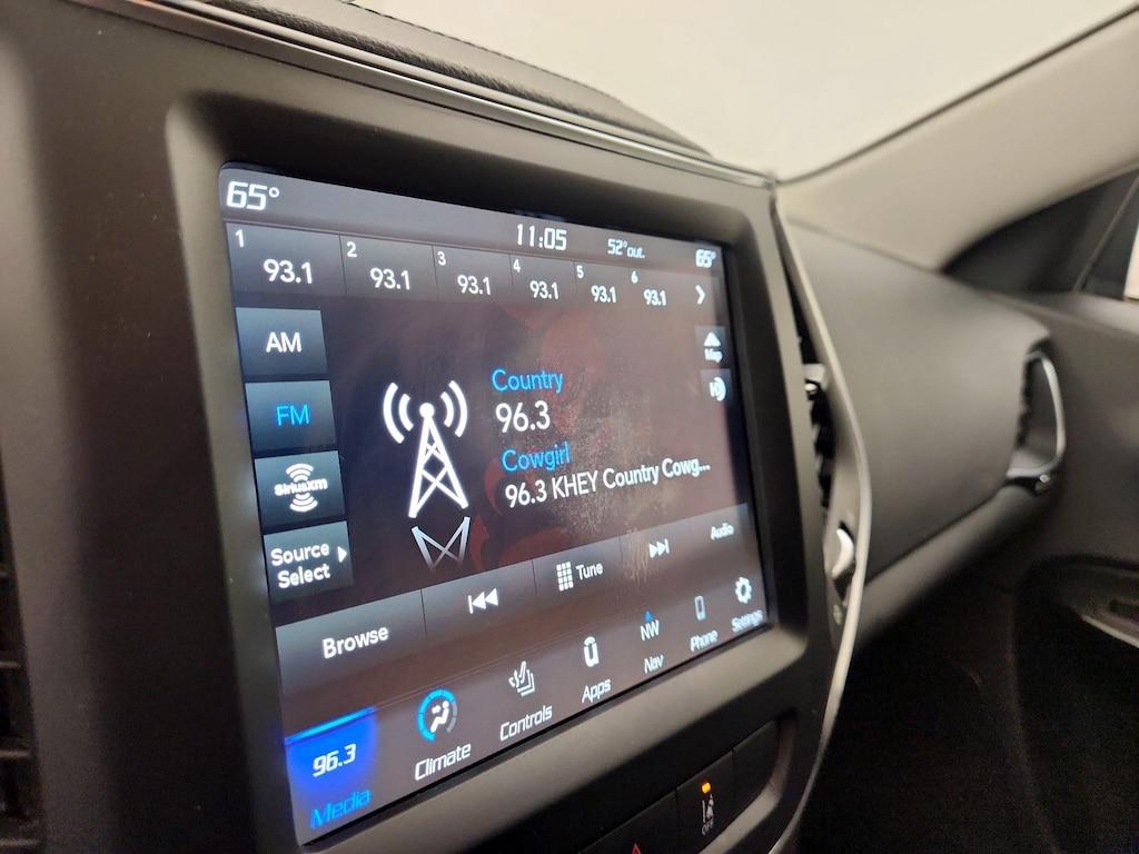 used 2023 Jeep Cherokee car, priced at $20,998