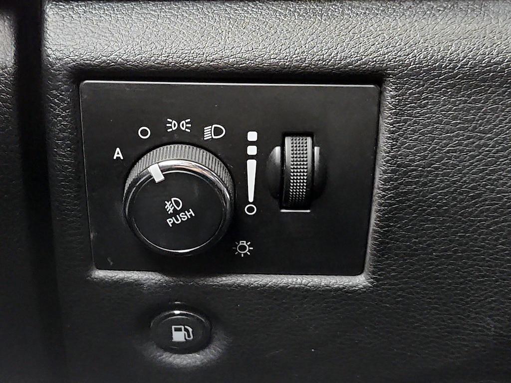 used 2020 Jeep Grand Cherokee car, priced at $19,998