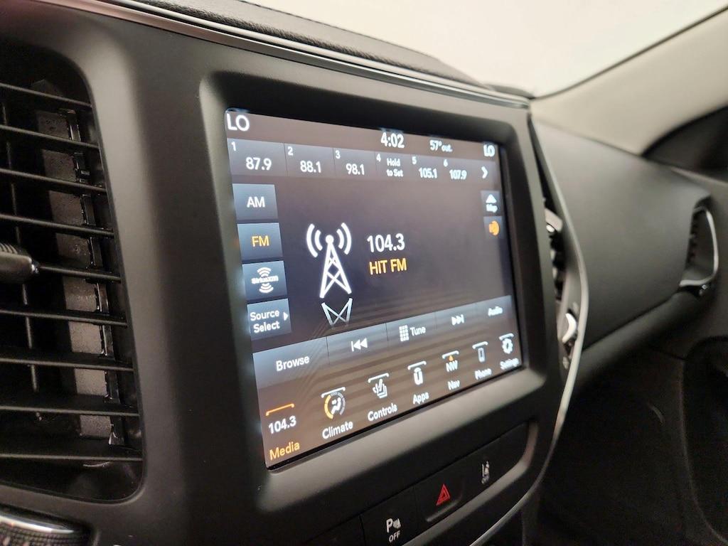 used 2023 Jeep Cherokee car, priced at $26,998