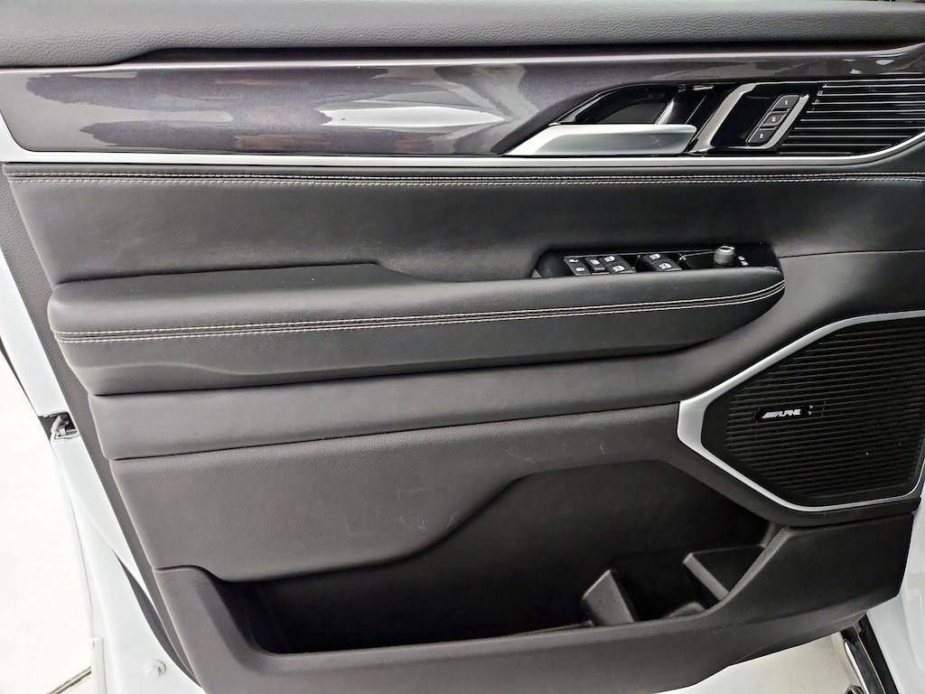 used 2024 Jeep Wagoneer L car, priced at $40,998