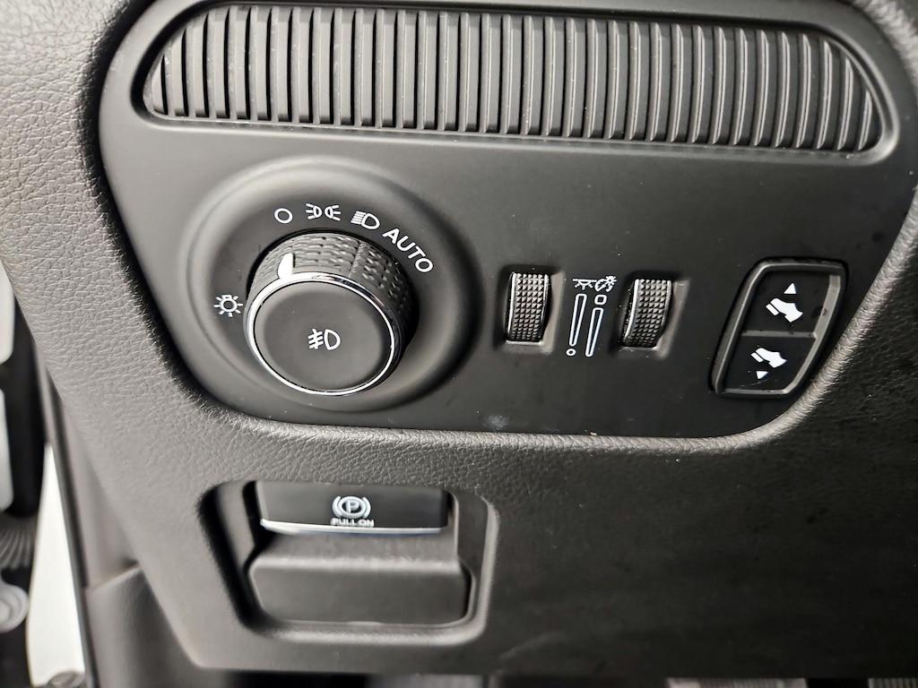 used 2024 Jeep Wagoneer L car, priced at $40,998