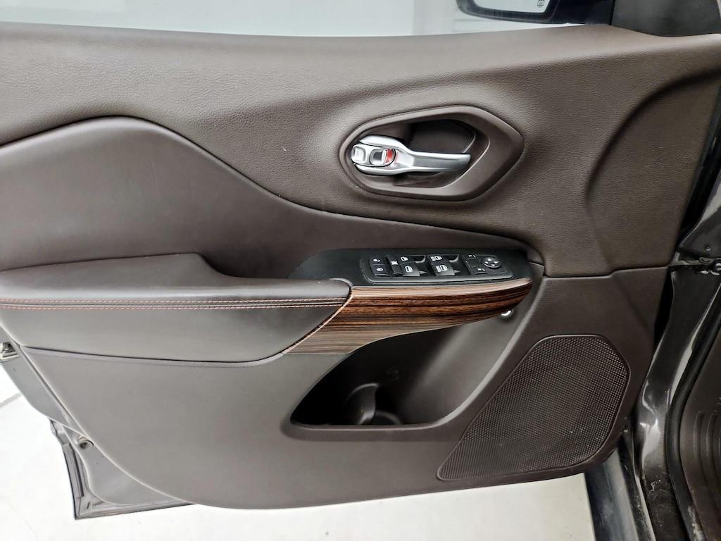 used 2014 Jeep Cherokee car, priced at $15,998