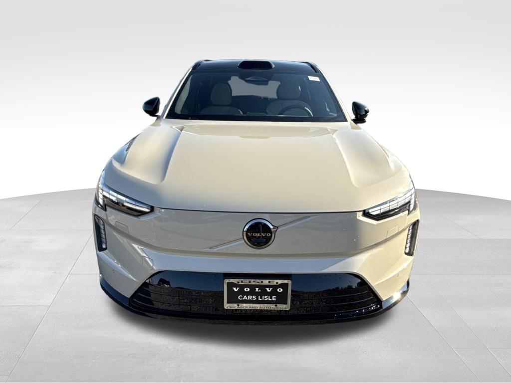 new 2025 Volvo EX90 car, priced at $78,681