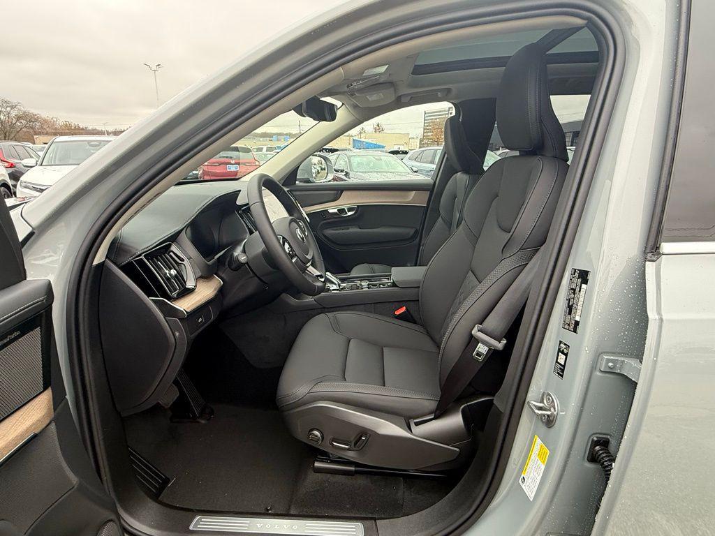 new 2026 Volvo XC90 car, priced at $69,825