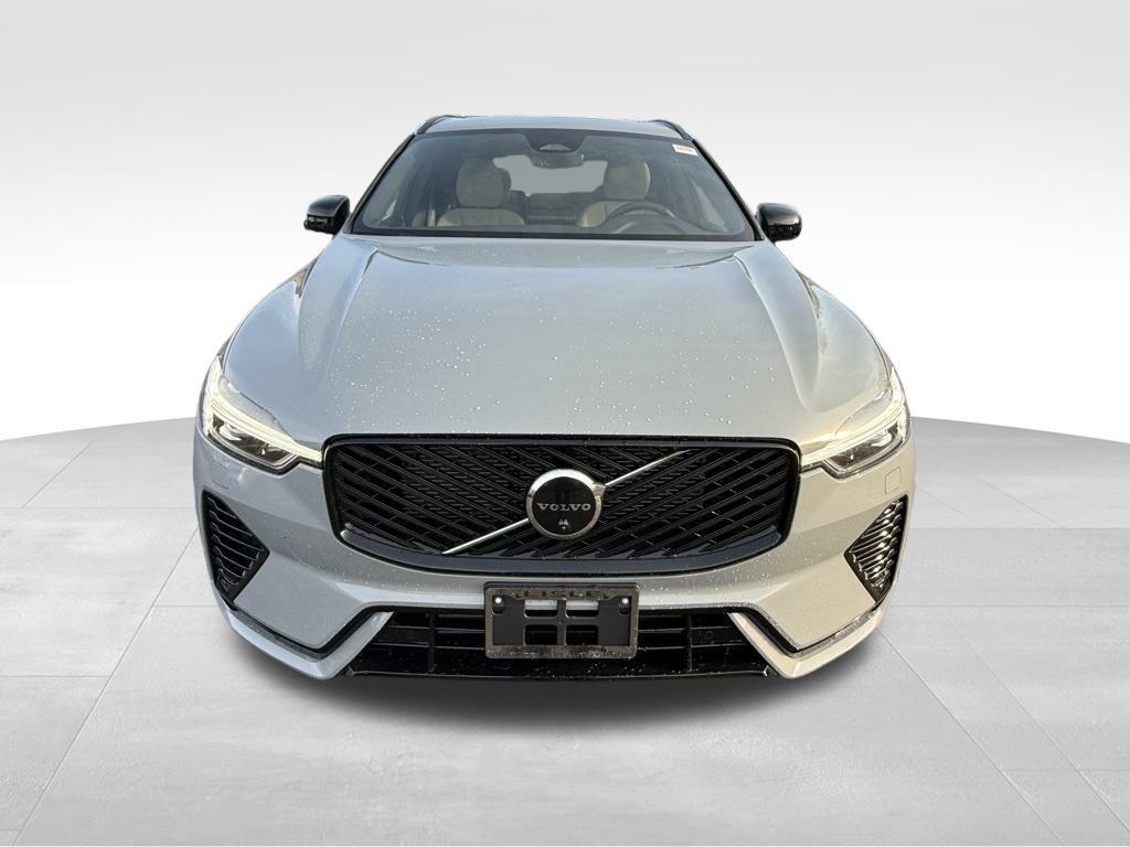 new 2026 Volvo XC60 Plug-In Hybrid car, priced at $67,285