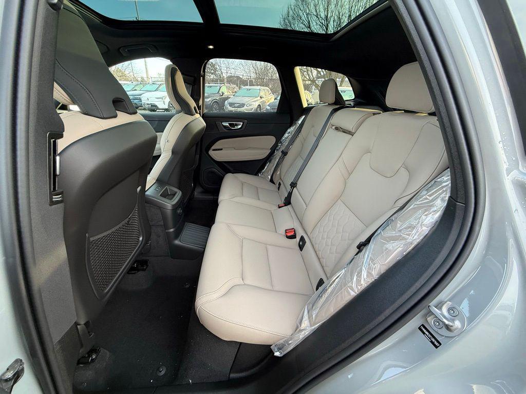 new 2026 Volvo XC60 Plug-In Hybrid car, priced at $67,285