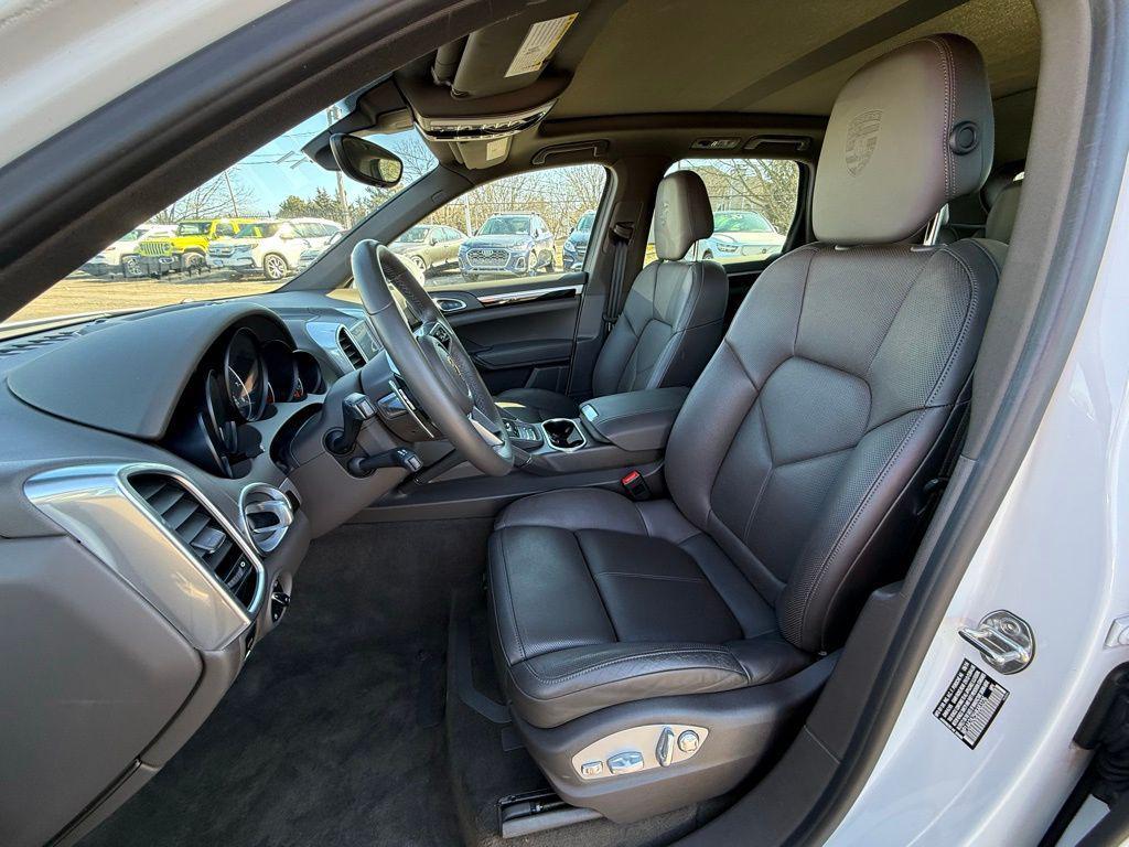 used 2017 Porsche Cayenne car, priced at $19,000