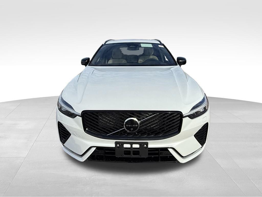 new 2026 Volvo XC60 Plug-In Hybrid car, priced at $67,285