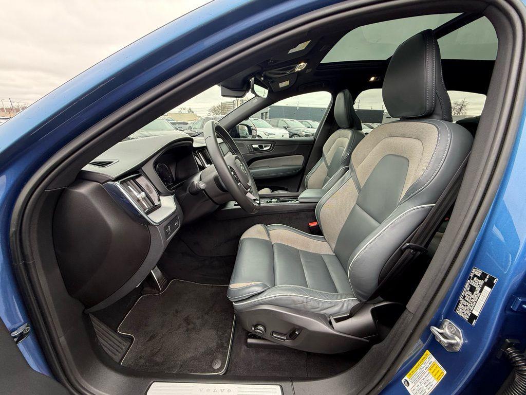 used 2021 Volvo XC60 car, priced at $27,057