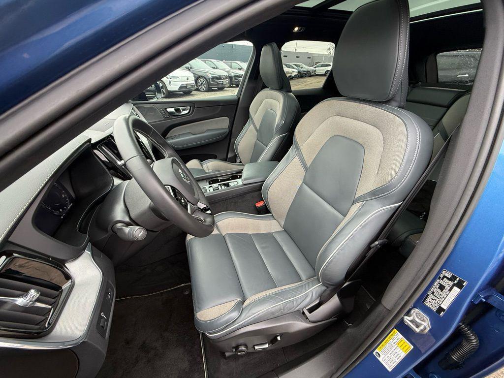 used 2021 Volvo XC60 car, priced at $27,057