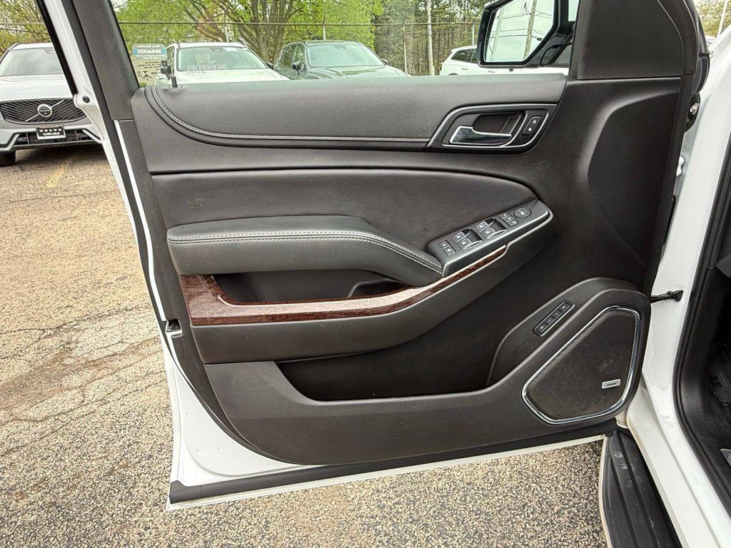 used 2019 GMC Yukon XL car, priced at $18,989