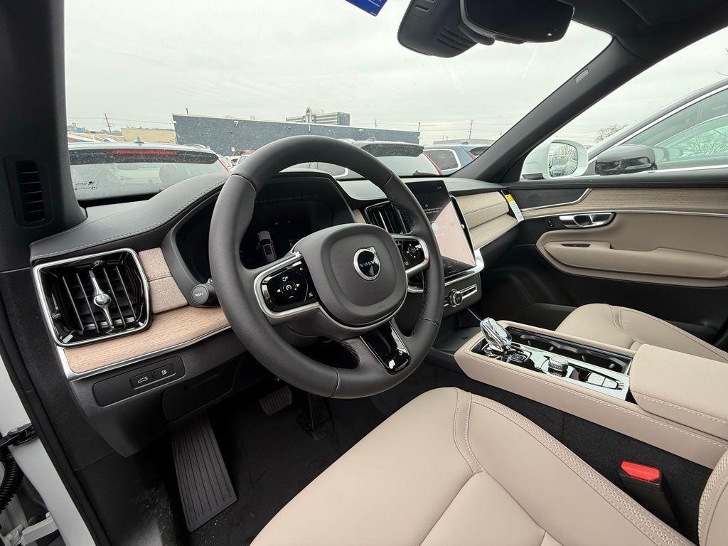 new 2026 Volvo XC90 Plug-In Hybrid car, priced at $78,745