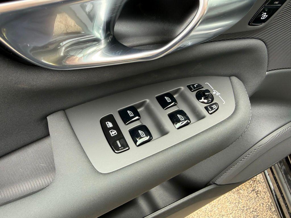 new 2026 Volvo XC90 Plug-In Hybrid car, priced at $80,745