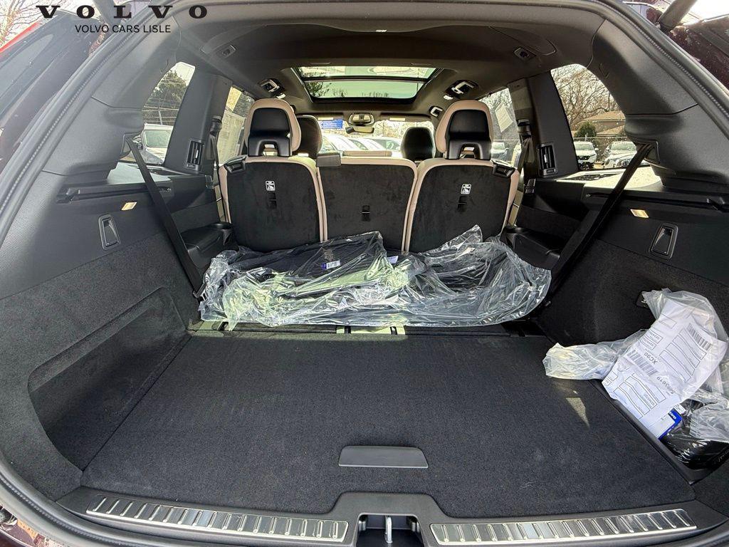 new 2026 Volvo XC90 Plug-In Hybrid car, priced at $80,745