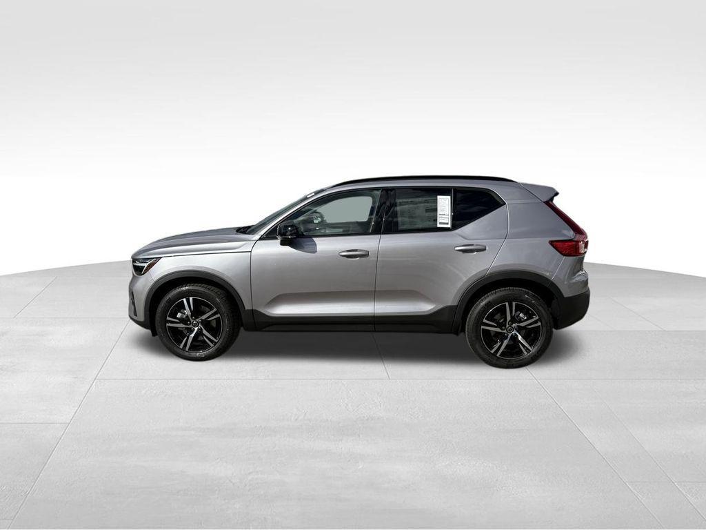new 2026 Volvo XC40 car, priced at $44,425