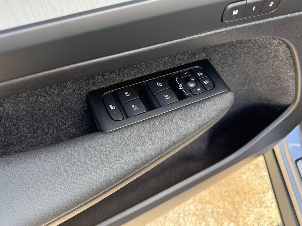 new 2026 Volvo XC40 car, priced at $44,425