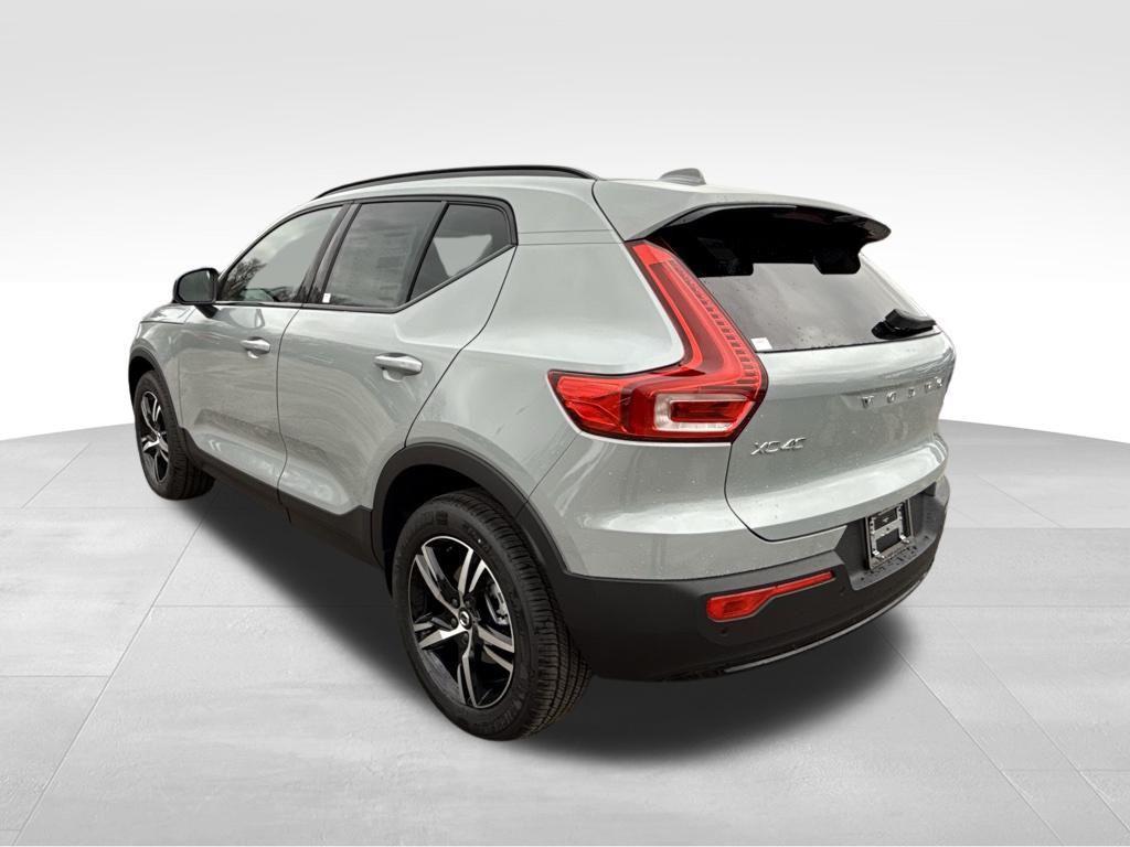 new 2026 Volvo XC40 car, priced at $43,425