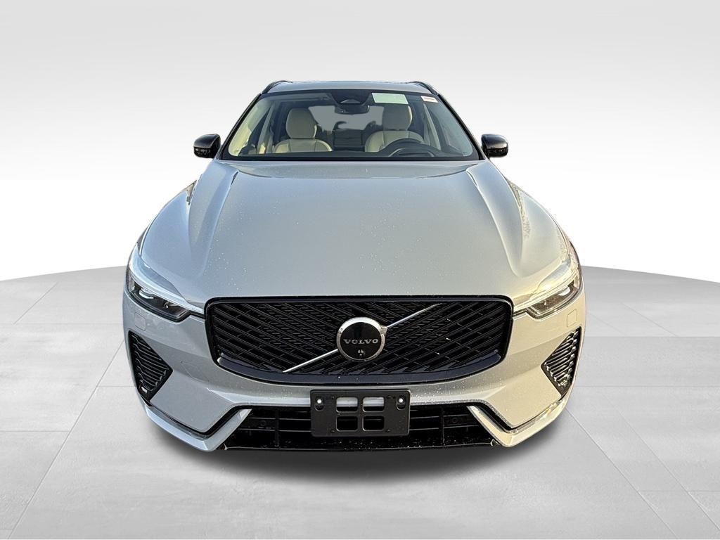 new 2026 Volvo XC60 car, priced at $61,935