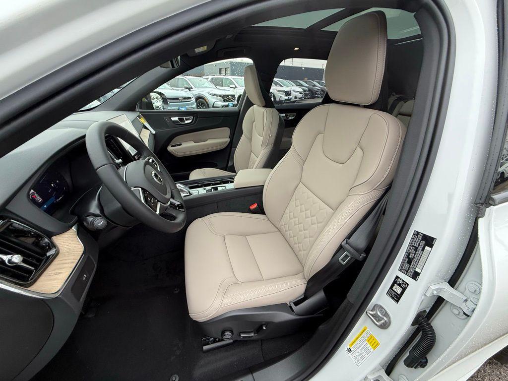new 2026 Volvo XC60 car, priced at $56,015