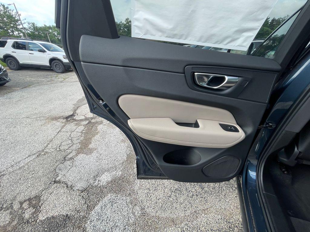 new 2026 Volvo XC60 car, priced at $56,190