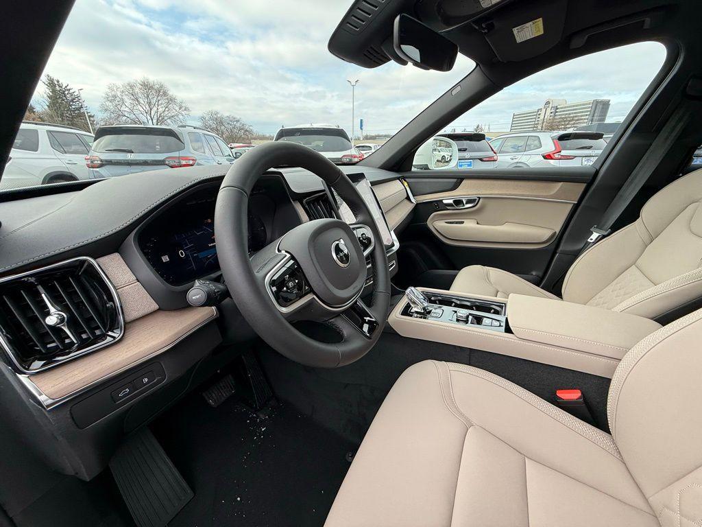 new 2026 Volvo XC90 Plug-In Hybrid car, priced at $79,875