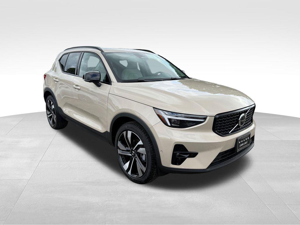 new 2026 Volvo XC40 car, priced at $50,975