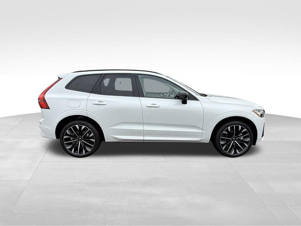 new 2026 Volvo XC60 car, priced at $60,935