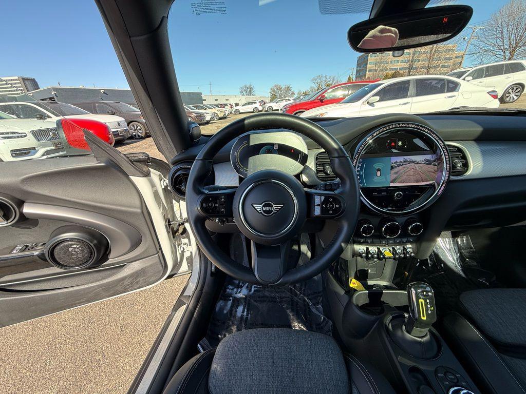 used 2023 MINI Hardtop car, priced at $21,500