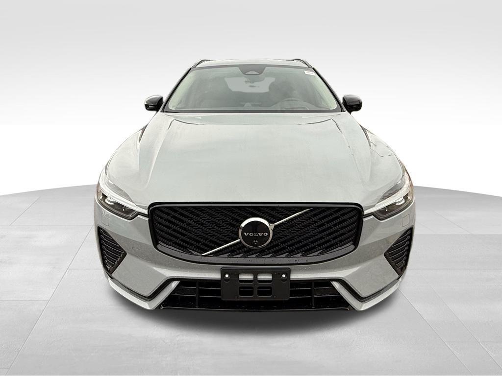 new 2026 Volvo XC60 car, priced at $67,660