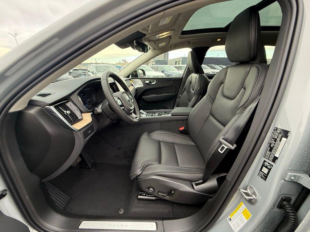 new 2026 Volvo XC60 car, priced at $67,660