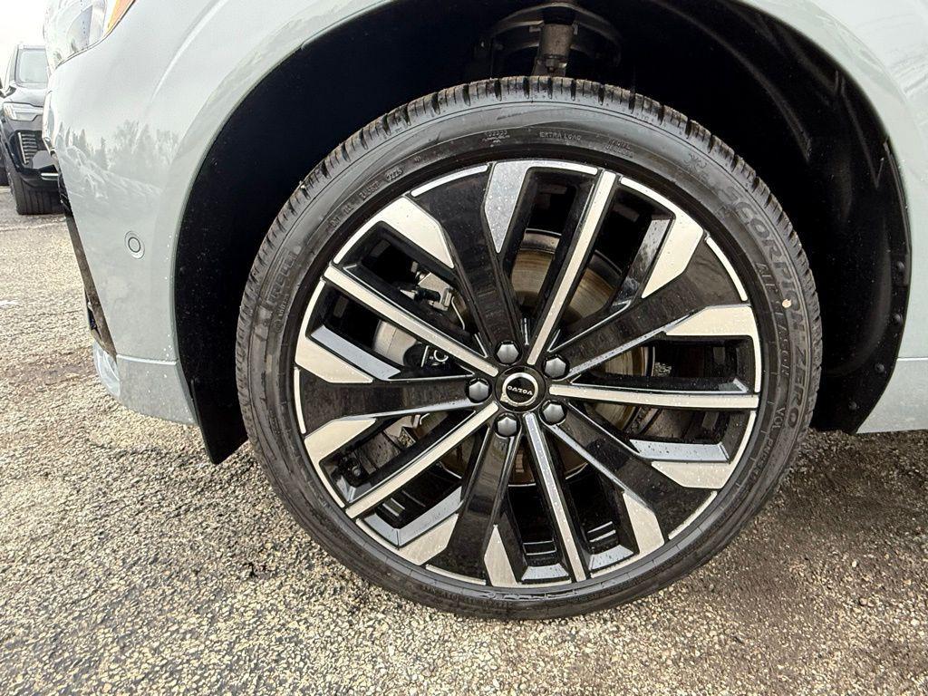 new 2026 Volvo XC60 car, priced at $67,660